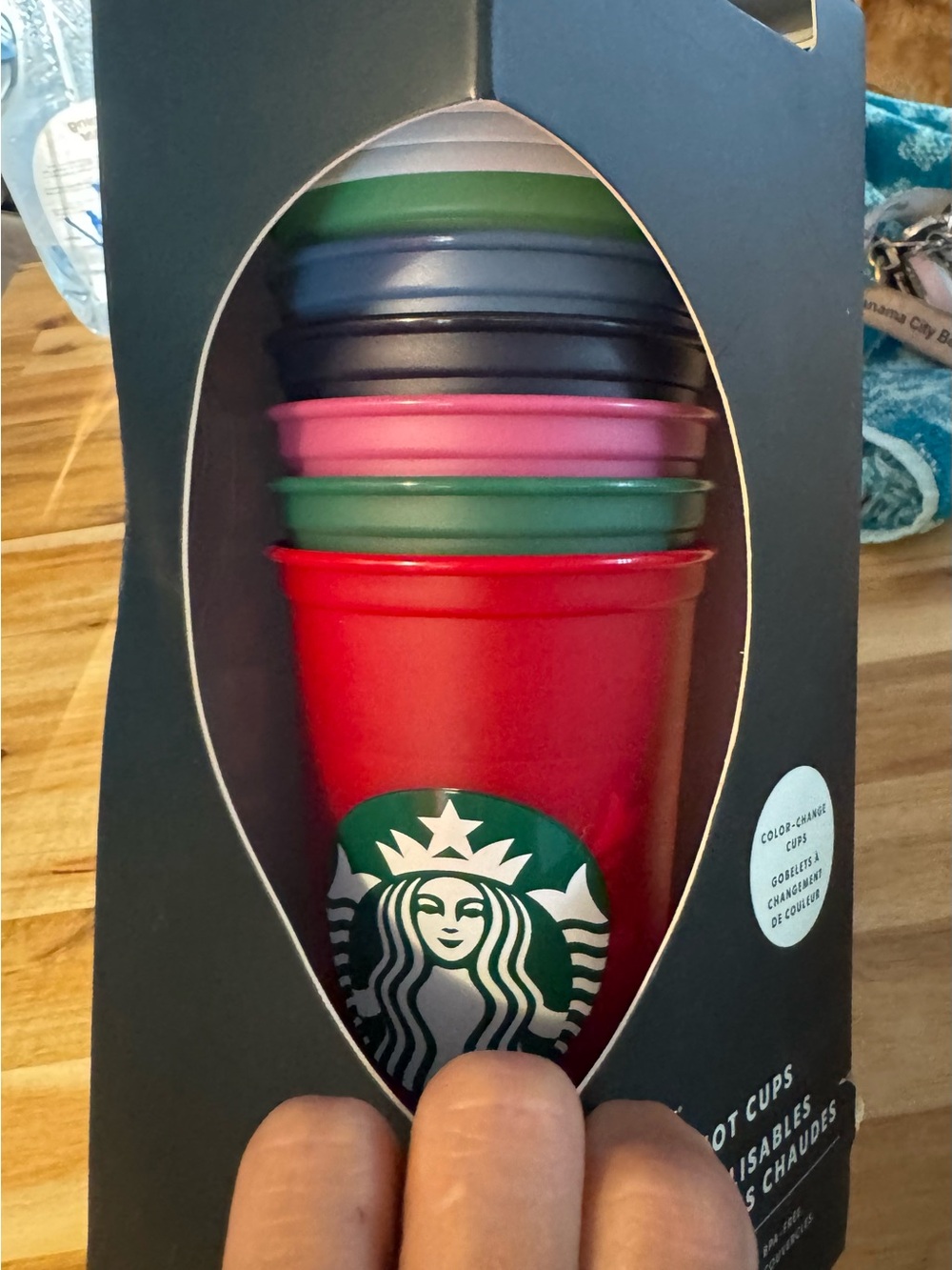 Starbucks Holiday 2021
Limited Edition Color Changing Reusable Hot Cups.